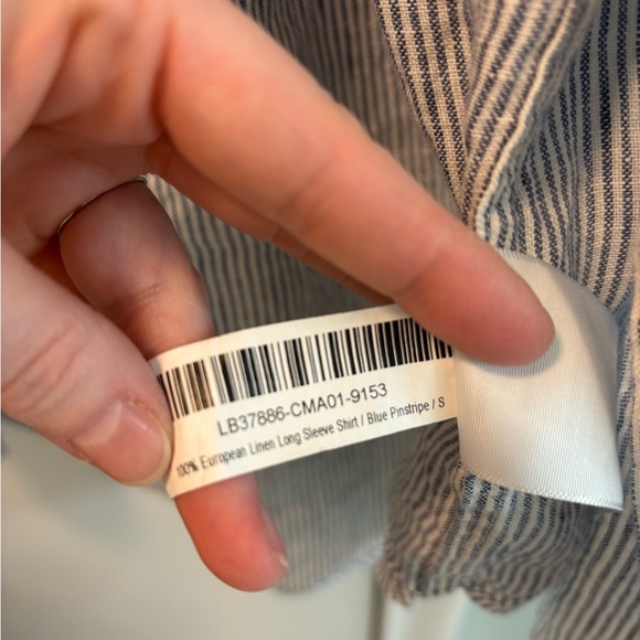 Quince Blue and White Button Down Shirt - Picture 4 of 5